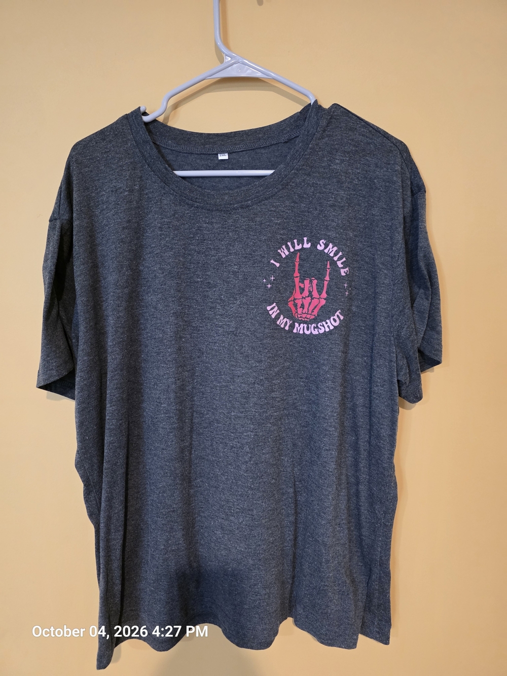 Woman's Charcoal Gray Graphic Tee with Pink Print